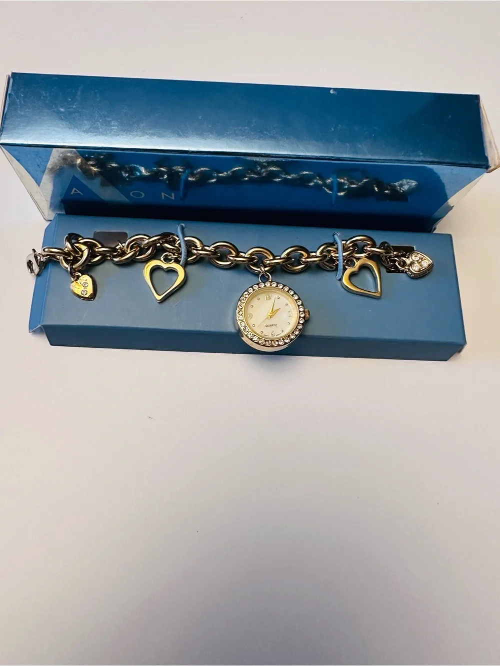 Vintage 2005 Y2K Charming Heart AVON Bracelet Watch NEW in BOX